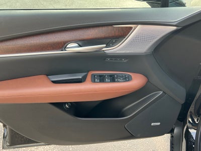 2026 Cadillac XT5 Sport