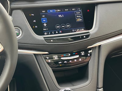 2026 Cadillac XT5 Sport