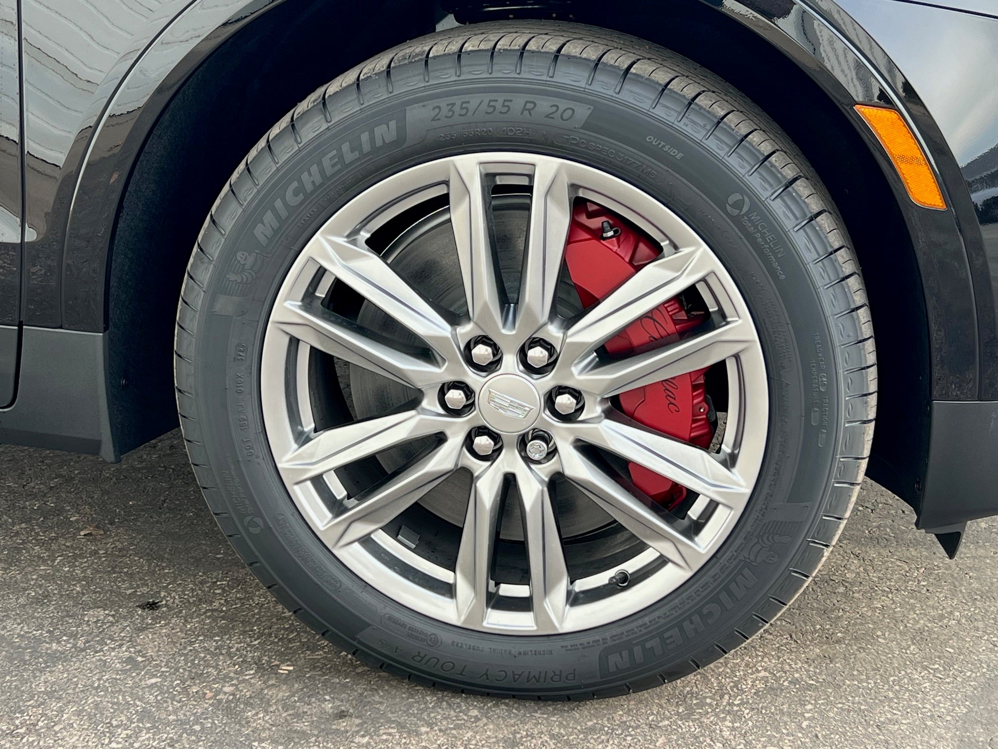 2026 Cadillac XT5 Sport