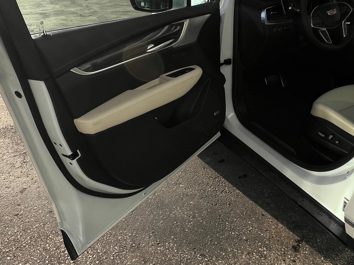 2026 Cadillac XT5 Base