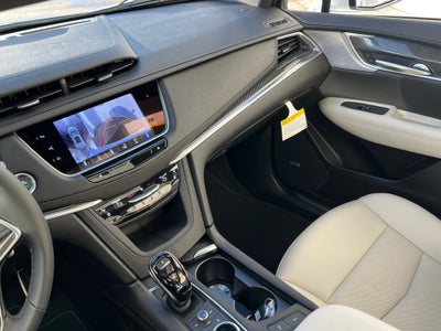 2026 Cadillac XT5 Base