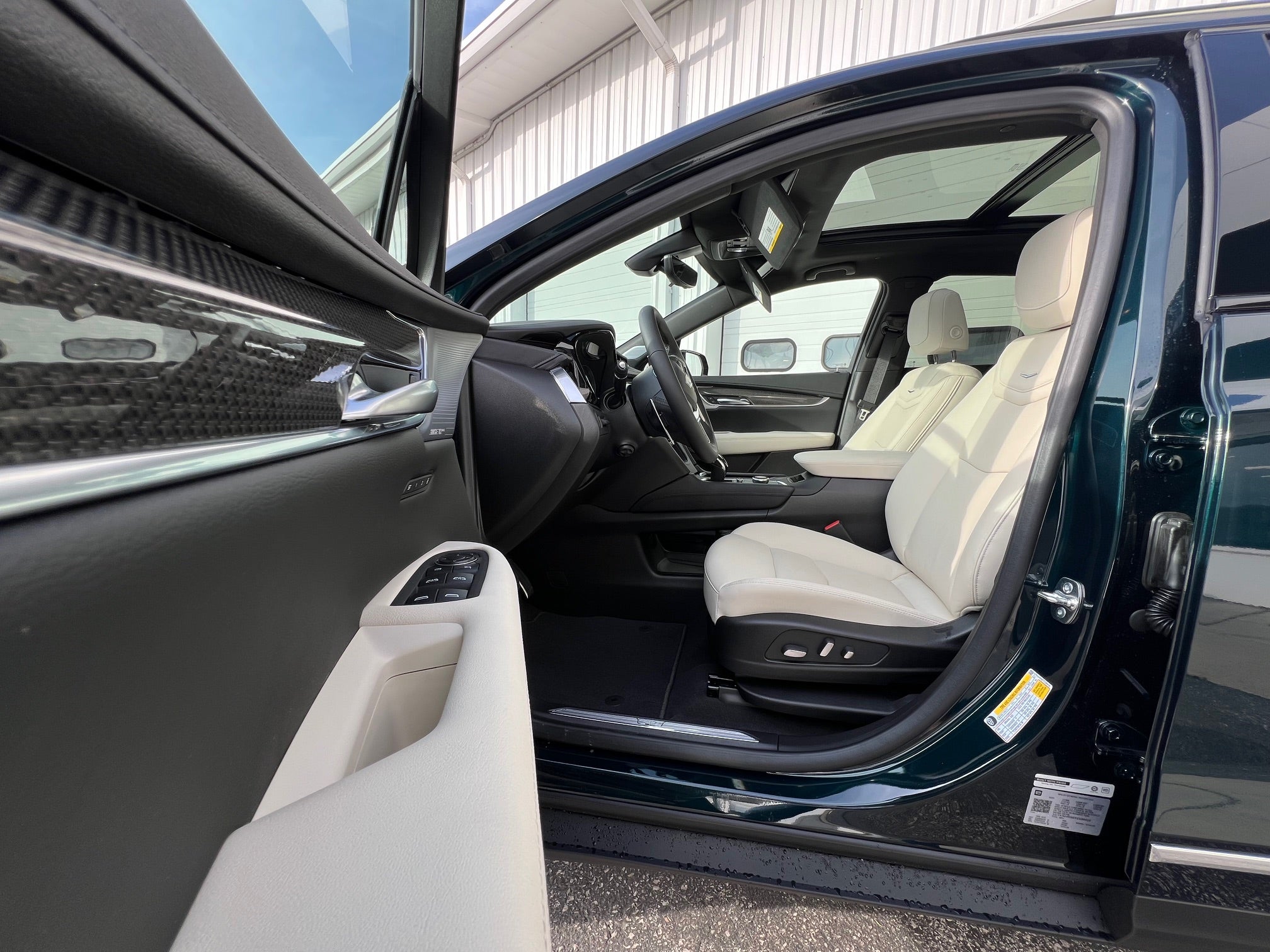 2026 Cadillac XT5 Sport