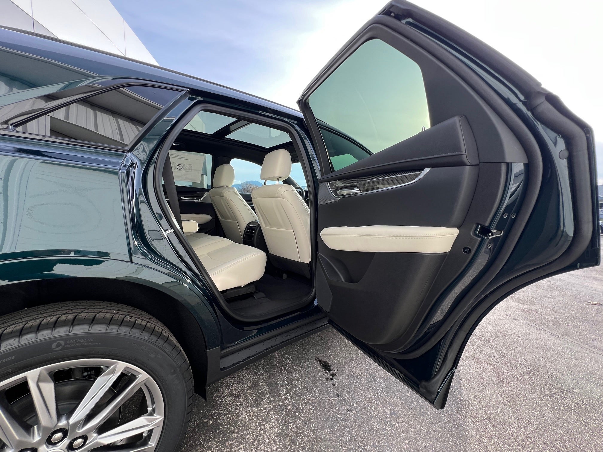 2026 Cadillac XT5 Sport