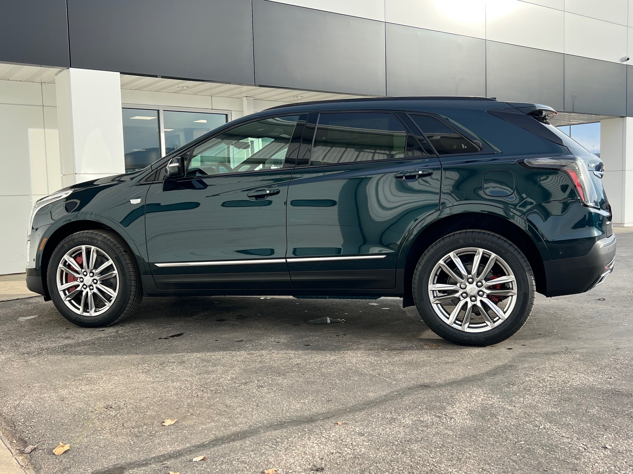 2026 Cadillac XT5 Sport