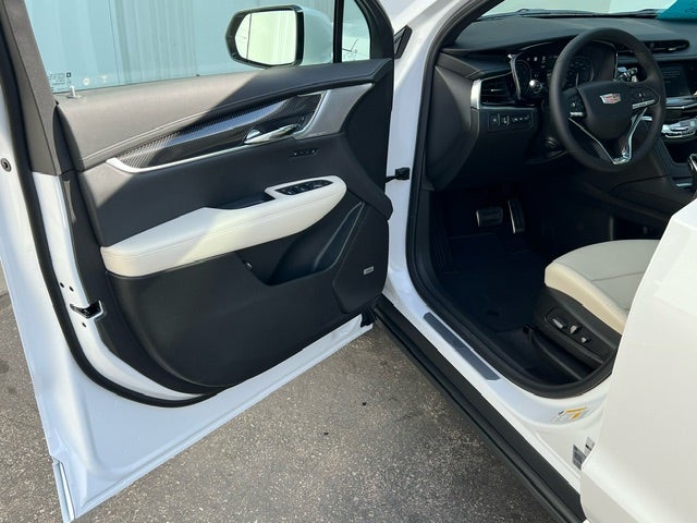 2025 Cadillac XT6 Sport