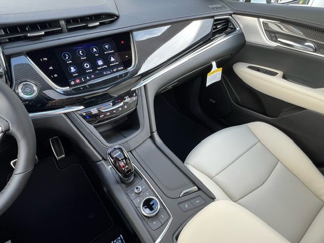 2025 Cadillac XT6 Sport