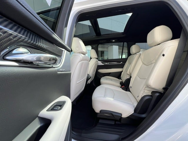 2025 Cadillac XT6 Sport