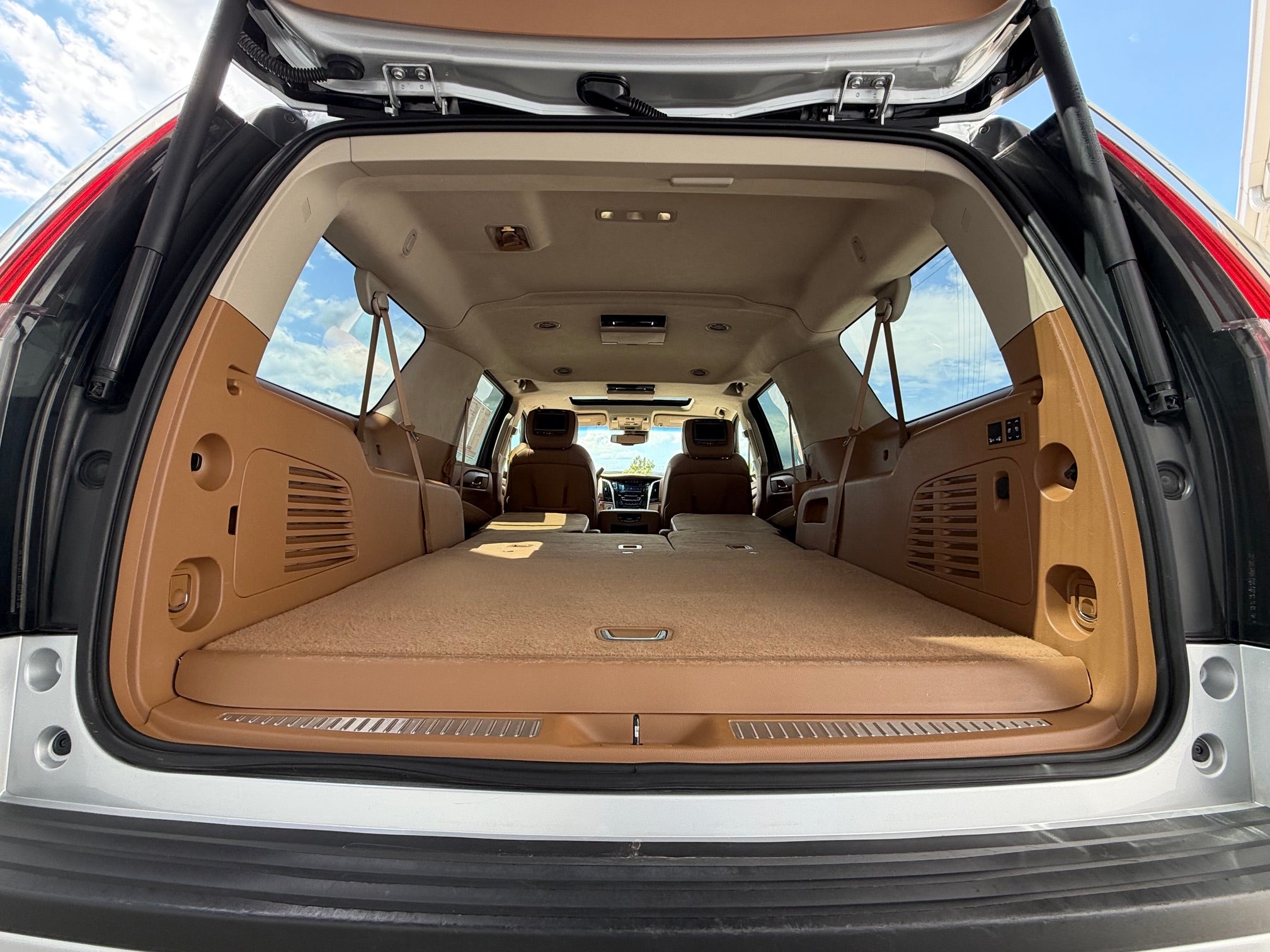 2016 Cadillac Escalade ESV Platinum