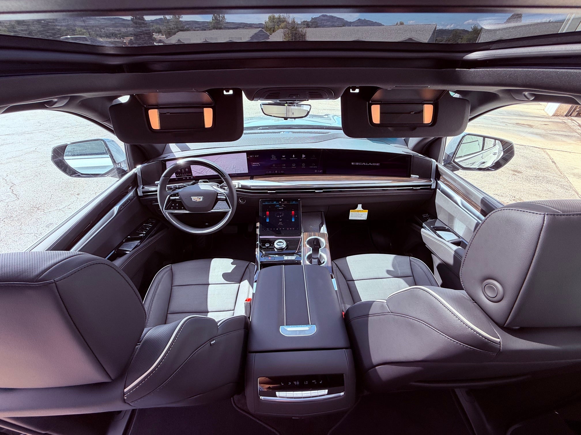 2026 Cadillac Escalade Luxury