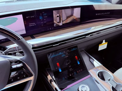 2026 Cadillac Escalade Luxury