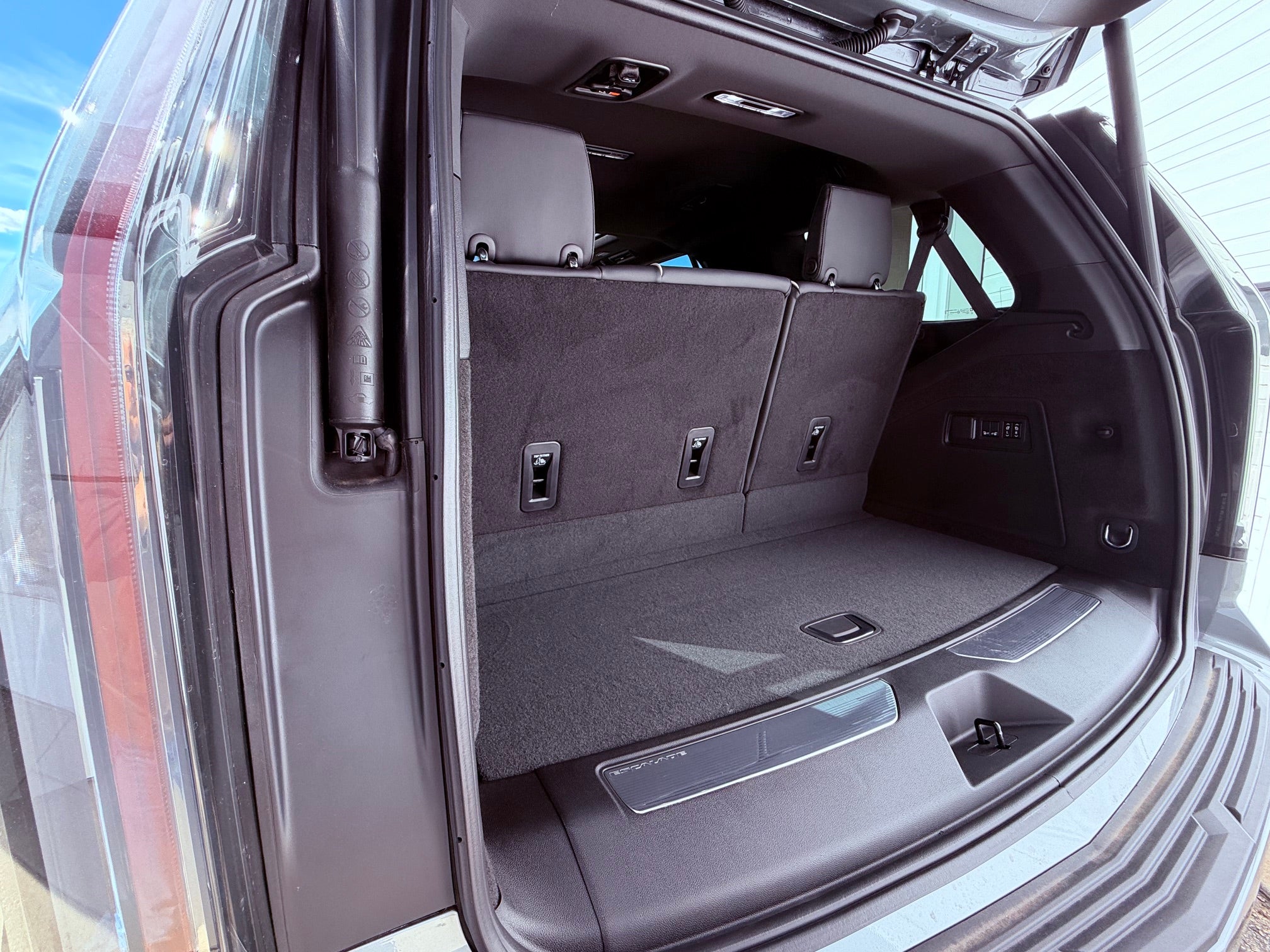 2026 Cadillac Escalade Luxury