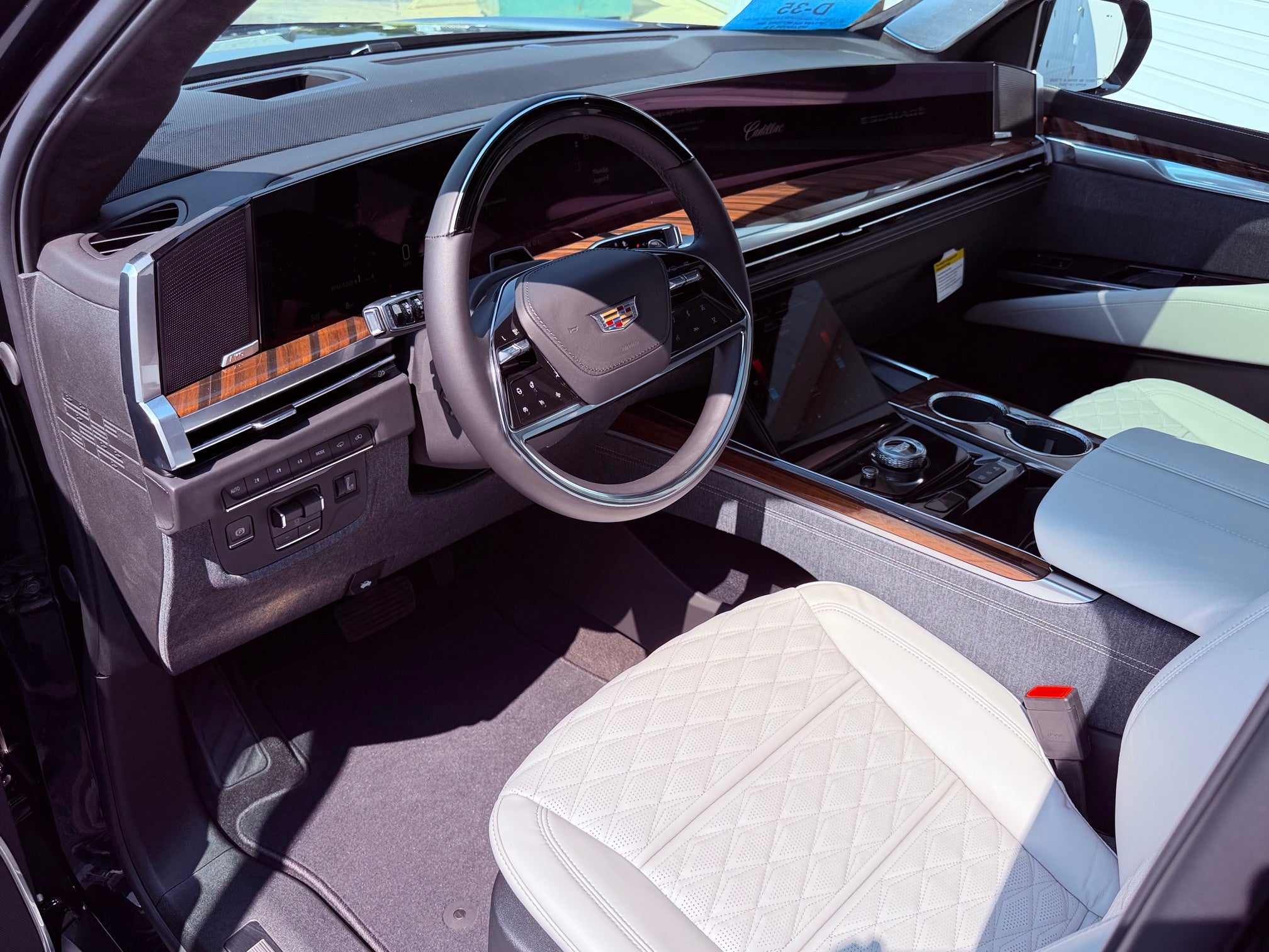 2026 Cadillac Escalade Platinum Sport