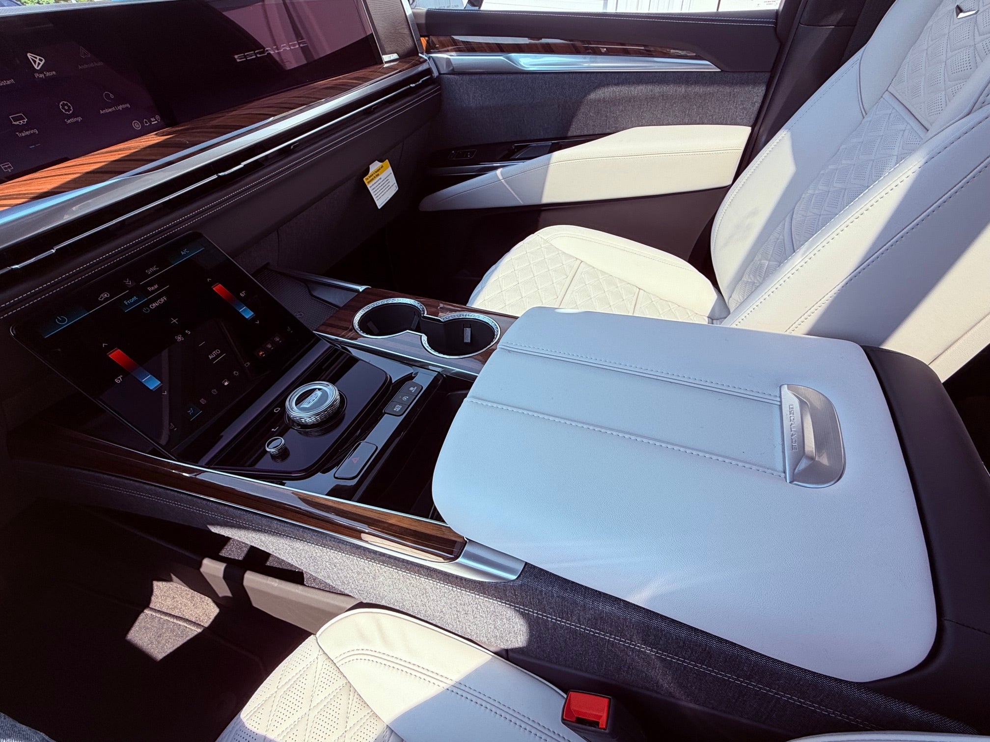 2026 Cadillac Escalade Platinum Sport
