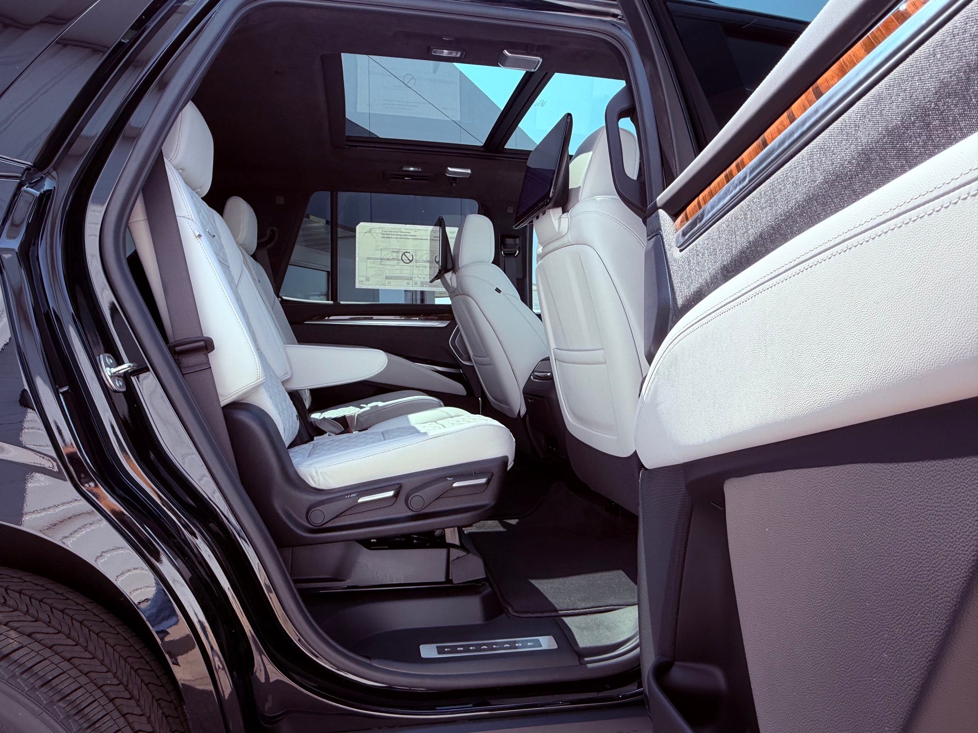 2026 Cadillac Escalade Platinum Sport