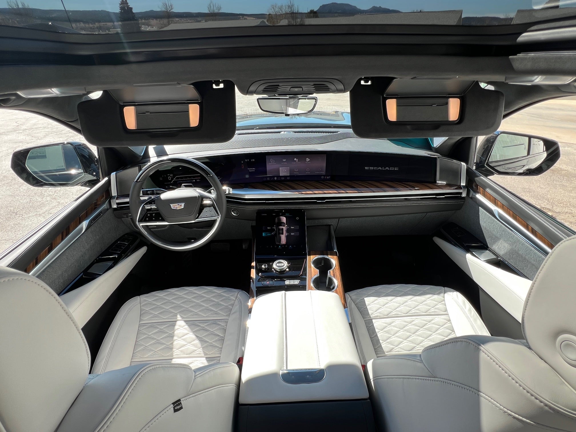 2026 Cadillac Escalade Platinum Sport