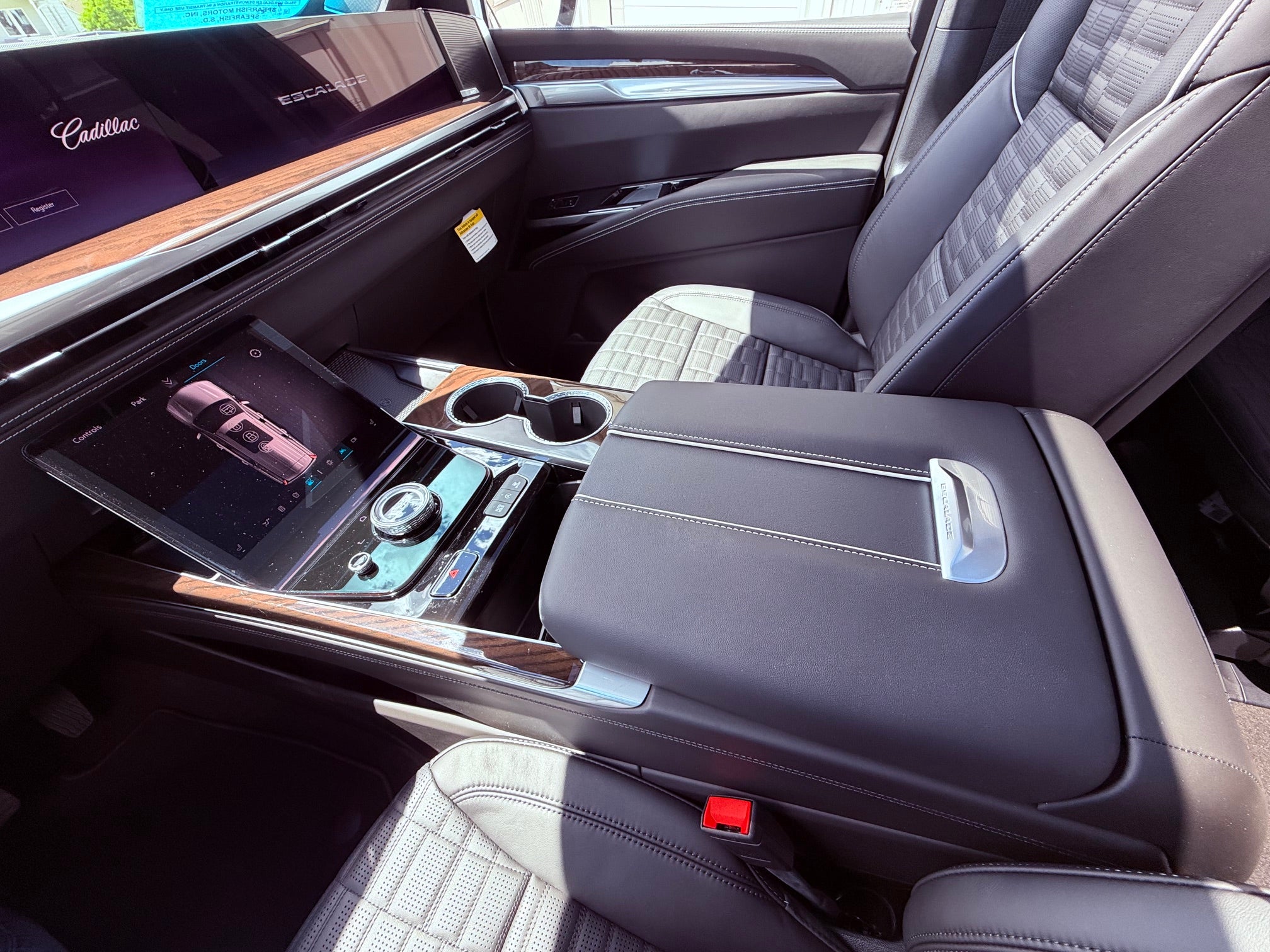 2026 Cadillac Escalade Platinum Sport