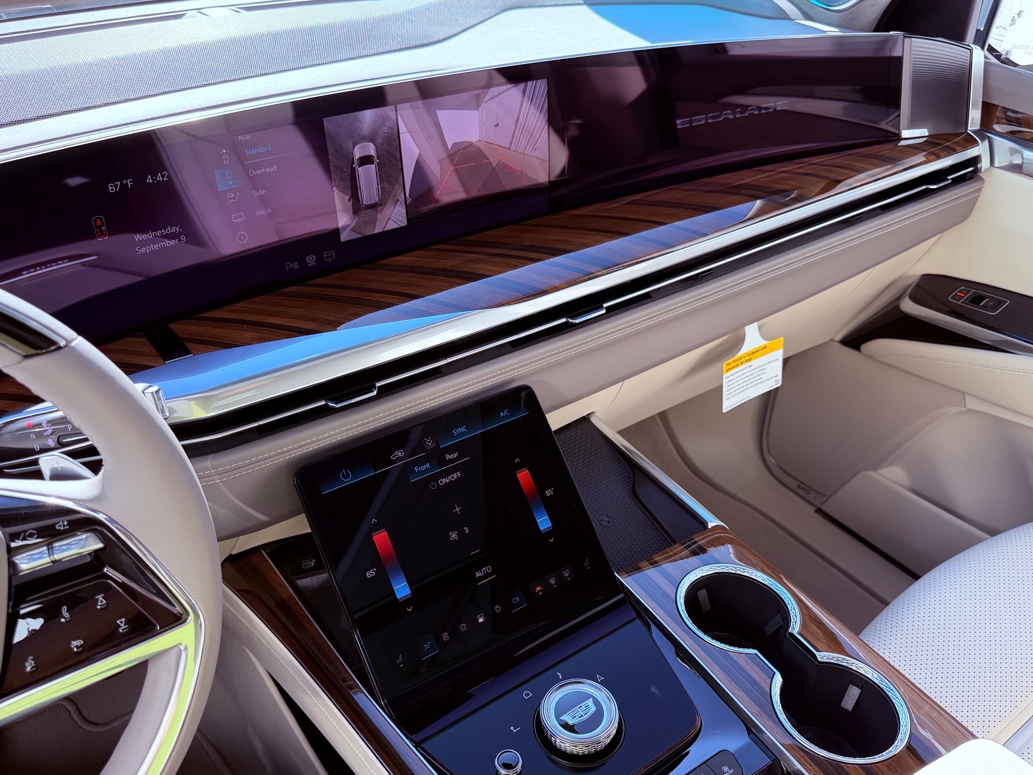 2026 Cadillac Escalade Platinum Sport
