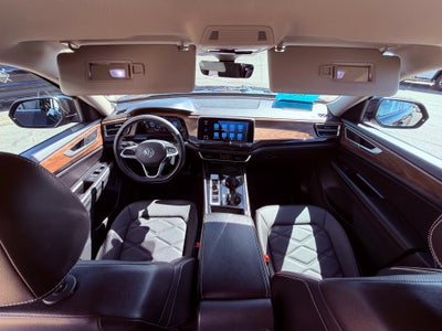 2024 Volkswagen Atlas Base