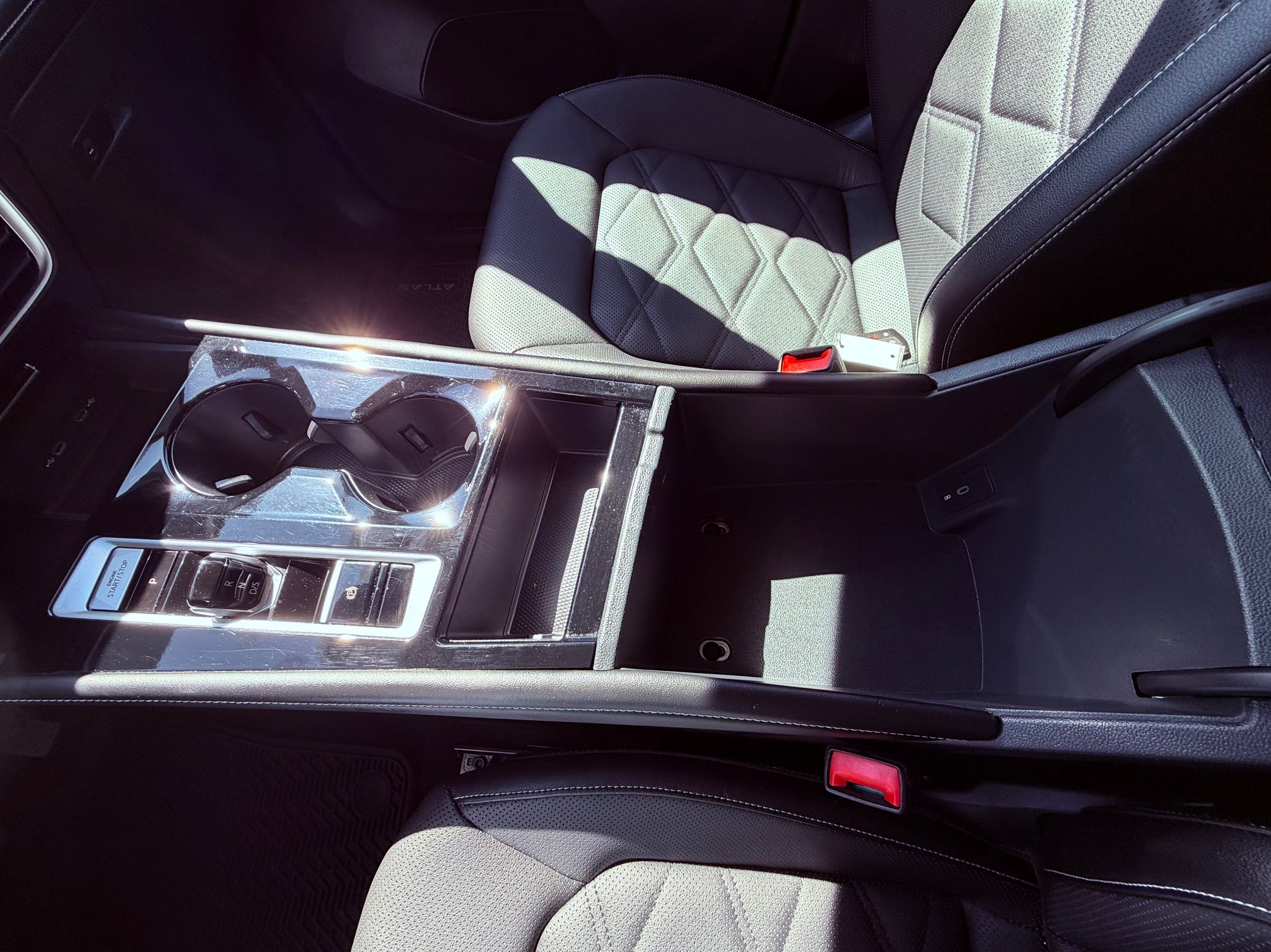 2024 Volkswagen Atlas Base