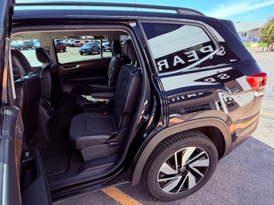 2024 Volkswagen Atlas Base