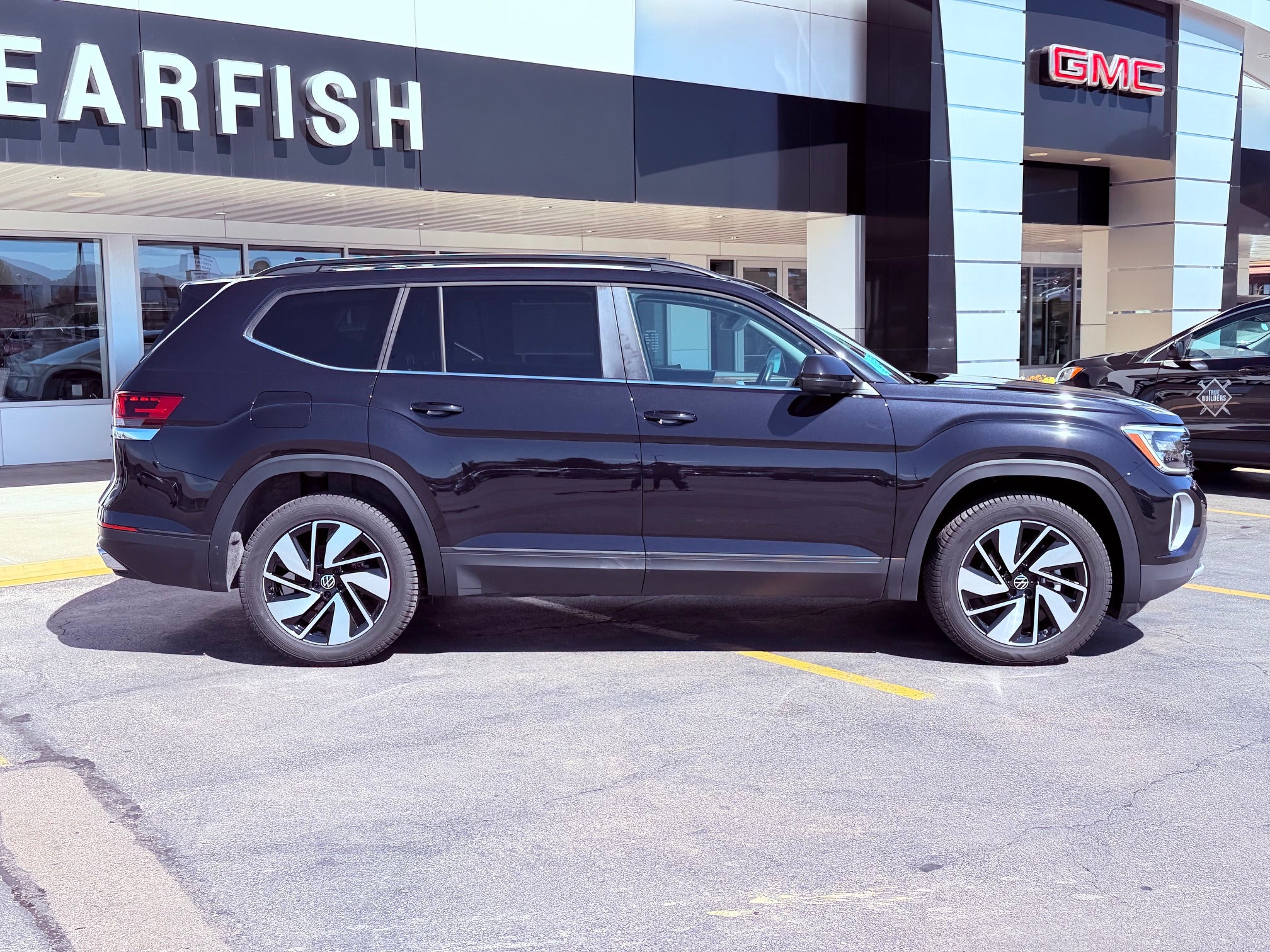 2024 Volkswagen Atlas Base
