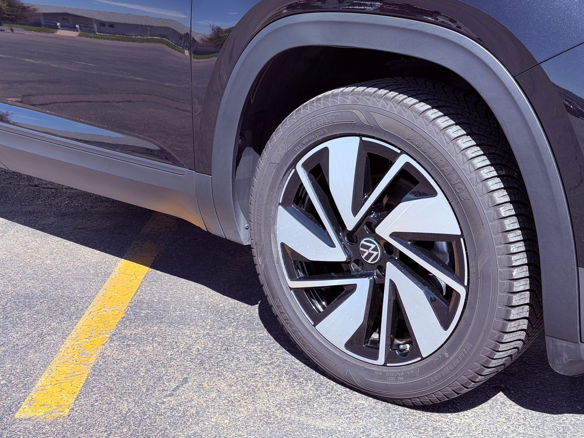 2024 Volkswagen Atlas Base