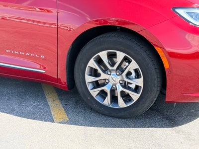 2024 Chrysler Pacifica Hybrid Base