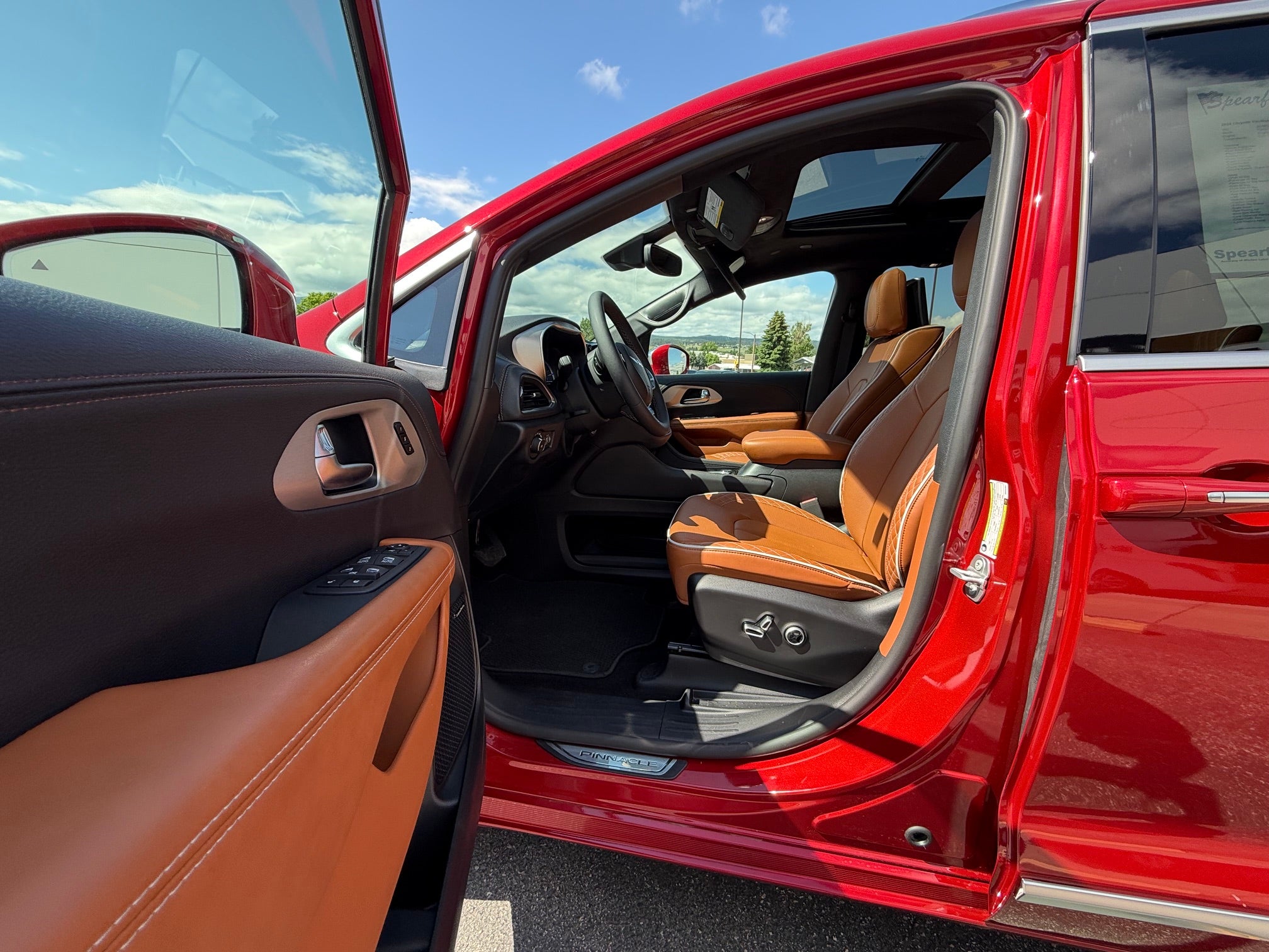 2024 Chrysler Pacifica Hybrid Base