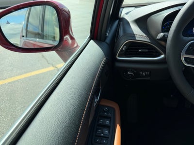2024 Chrysler Pacifica Hybrid Base