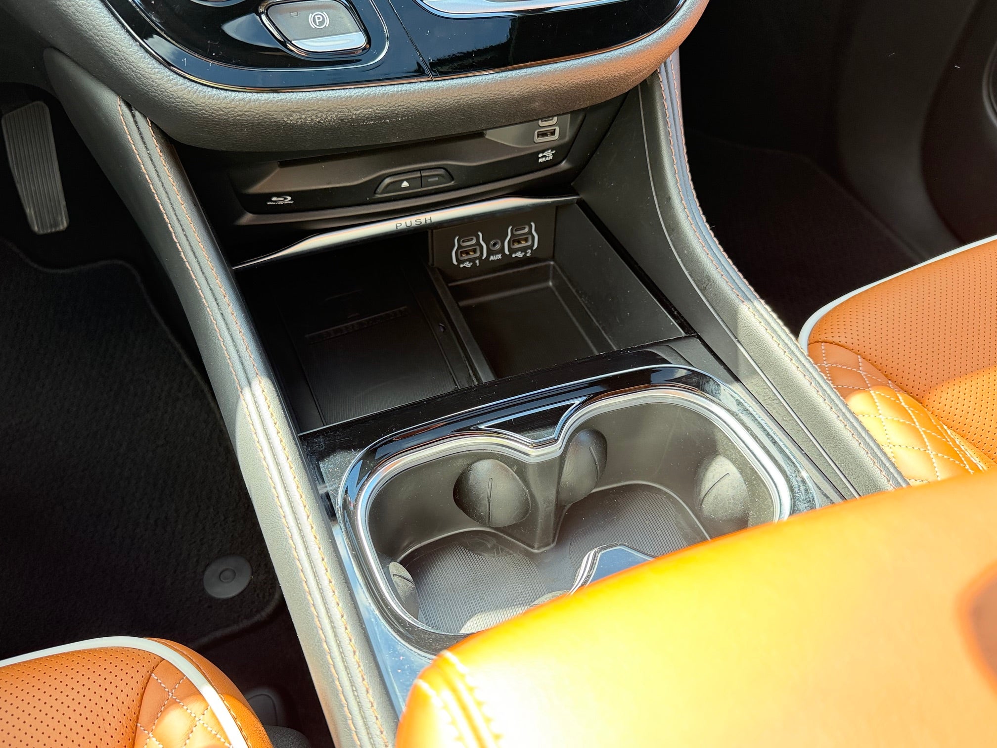 2024 Chrysler Pacifica Hybrid Base