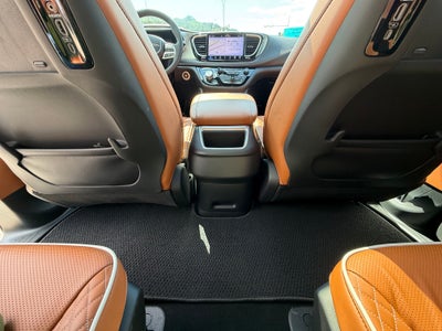 2024 Chrysler Pacifica Hybrid Base