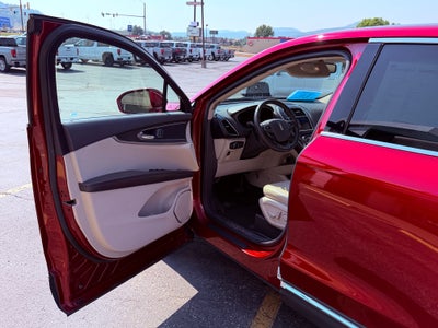 2017 Lincoln MKX Base