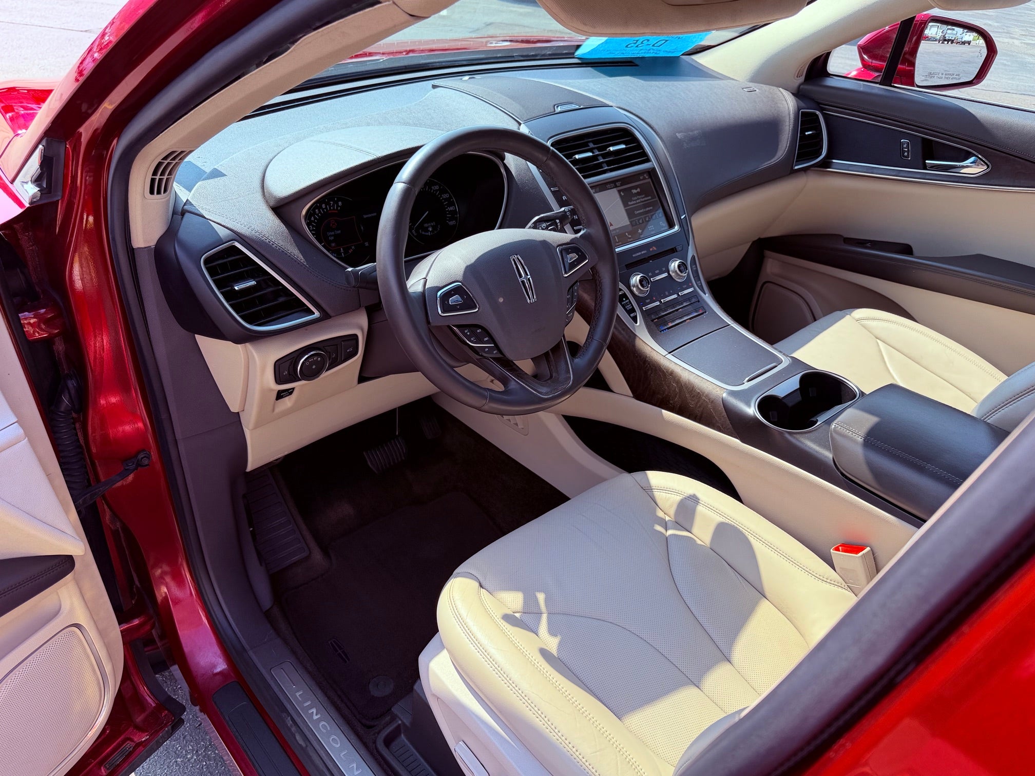 2017 Lincoln MKX Base