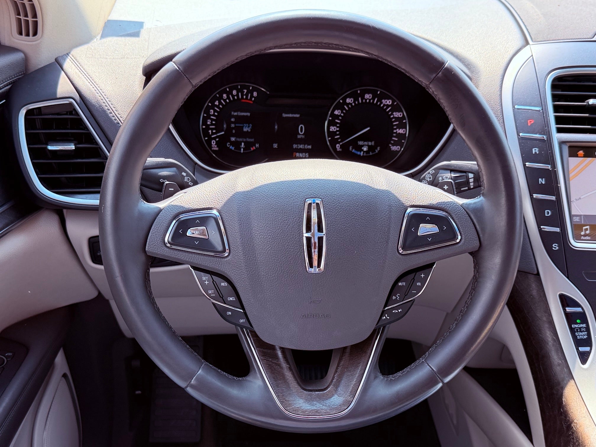 2017 Lincoln MKX Base