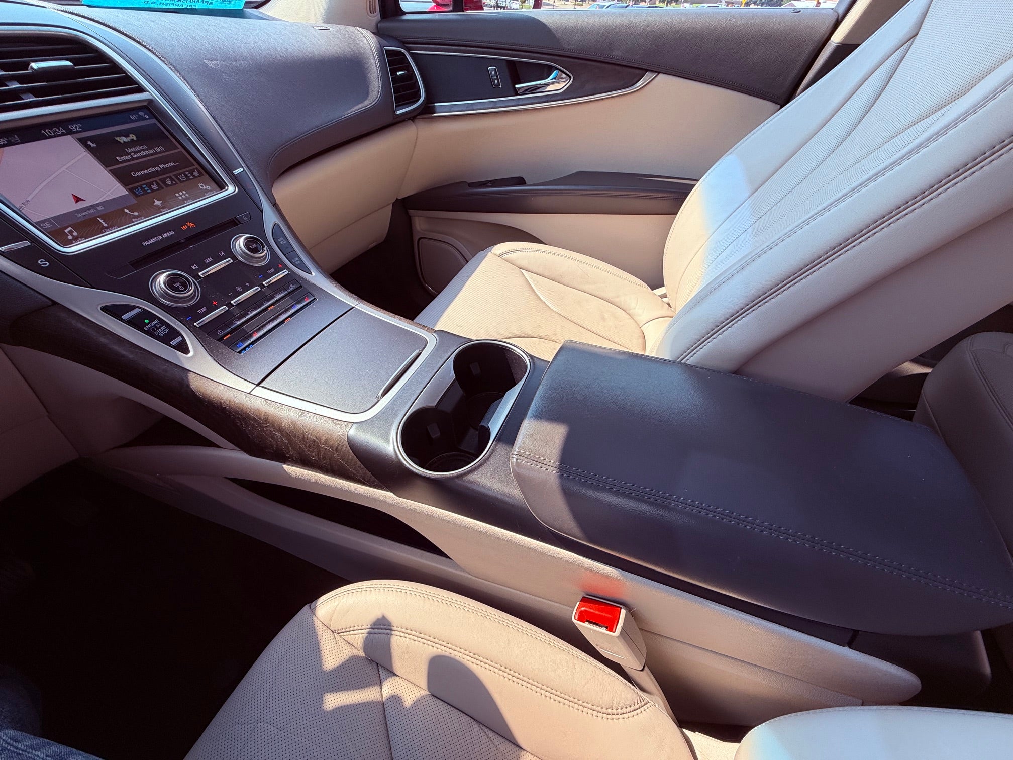 2017 Lincoln MKX Base