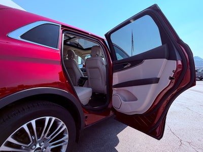 2017 Lincoln MKX Base