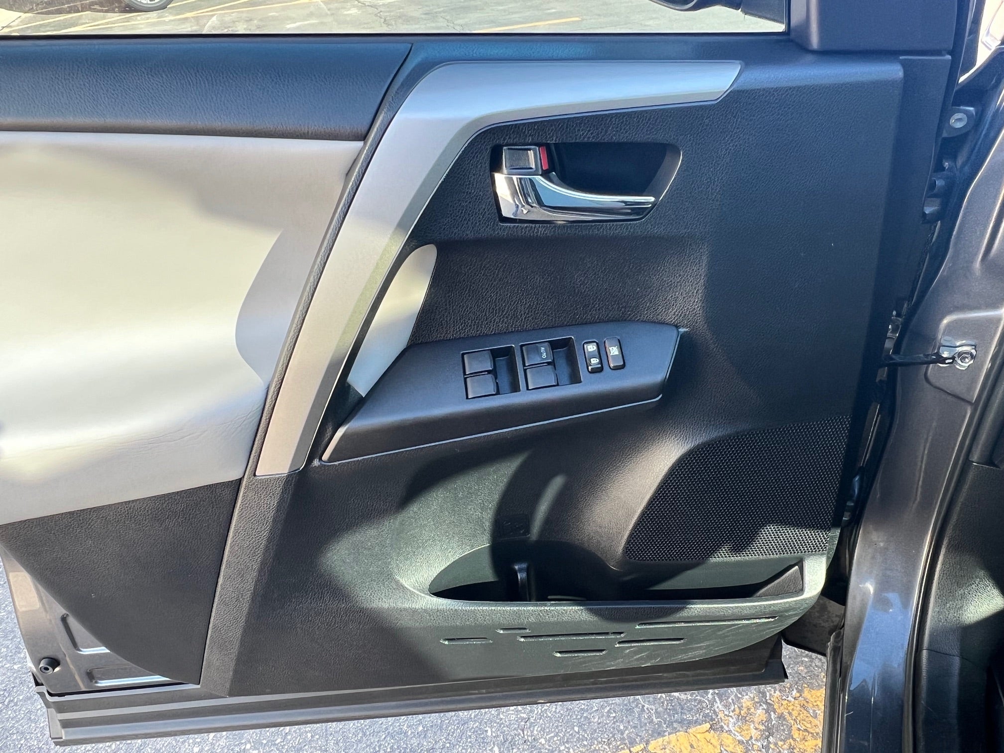 2018 Toyota RAV4 Base