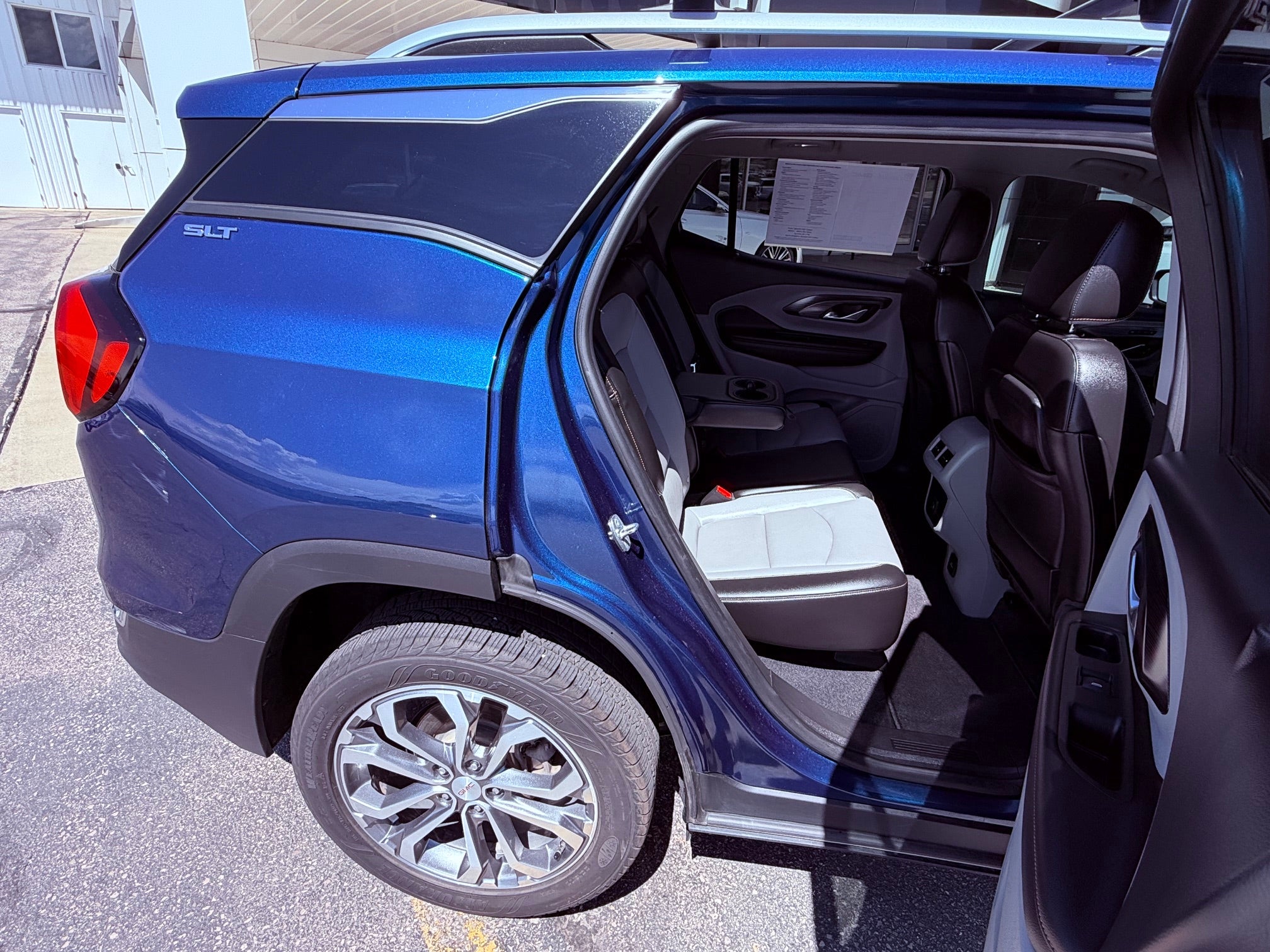 2020 GMC Terrain Base