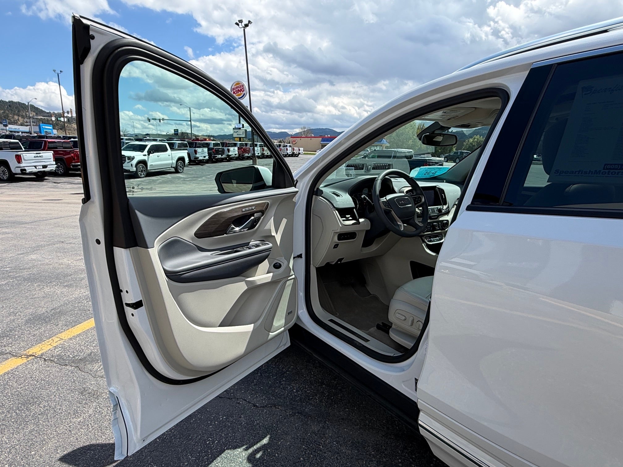 2024 GMC Terrain Base