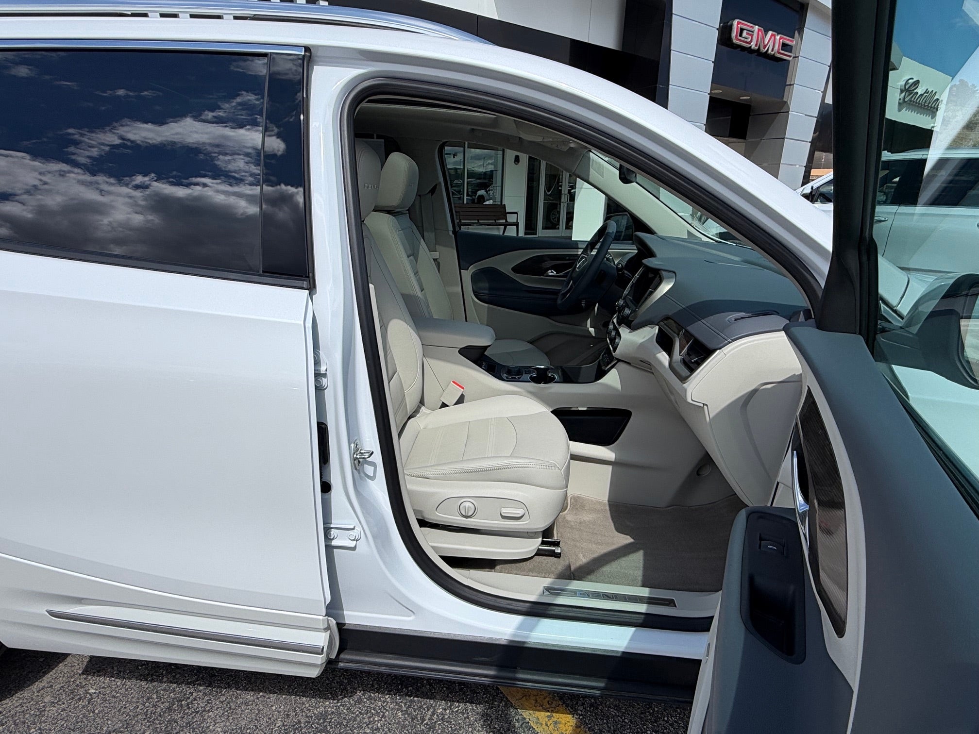 2024 GMC Terrain Base