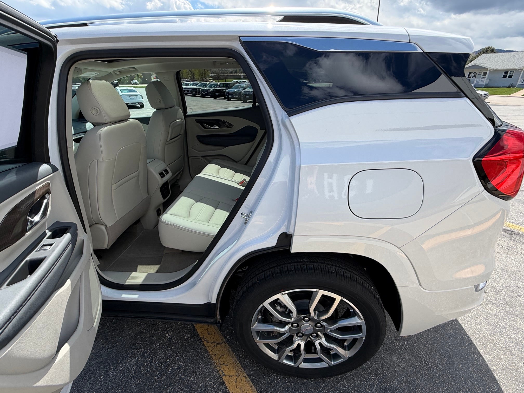 2024 GMC Terrain Base