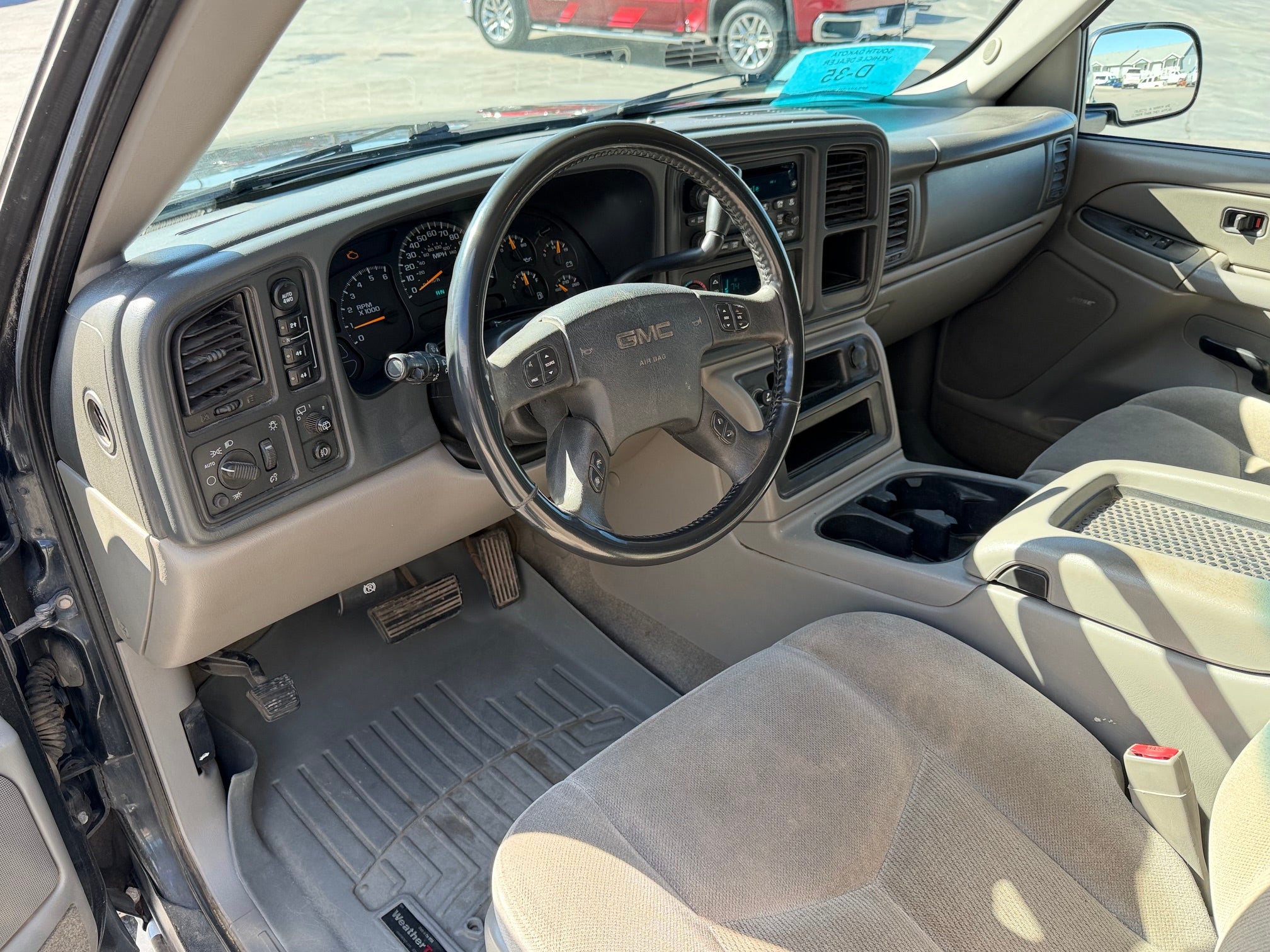 2005 GMC Yukon XL Base