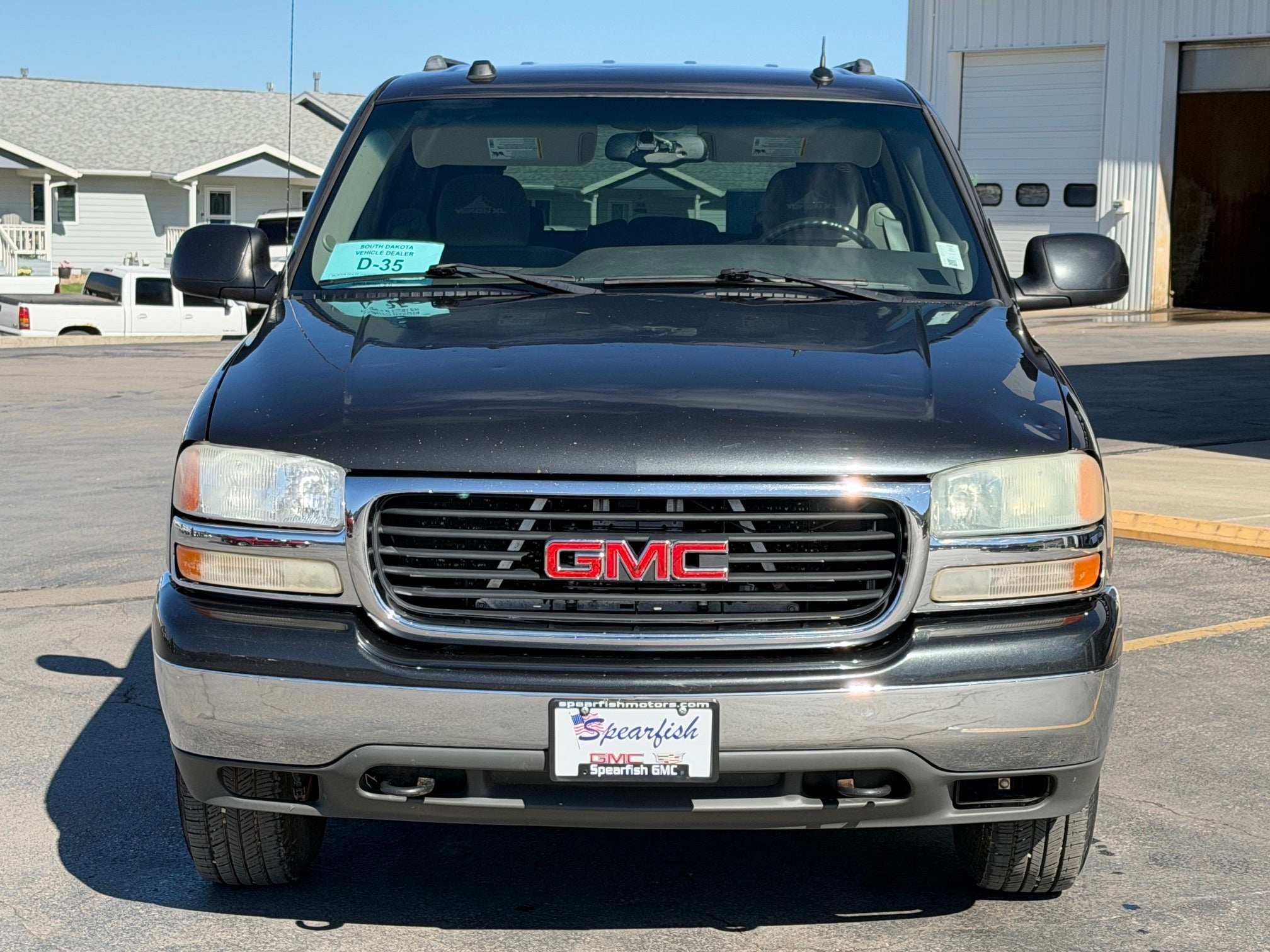 2005 GMC Yukon XL Base