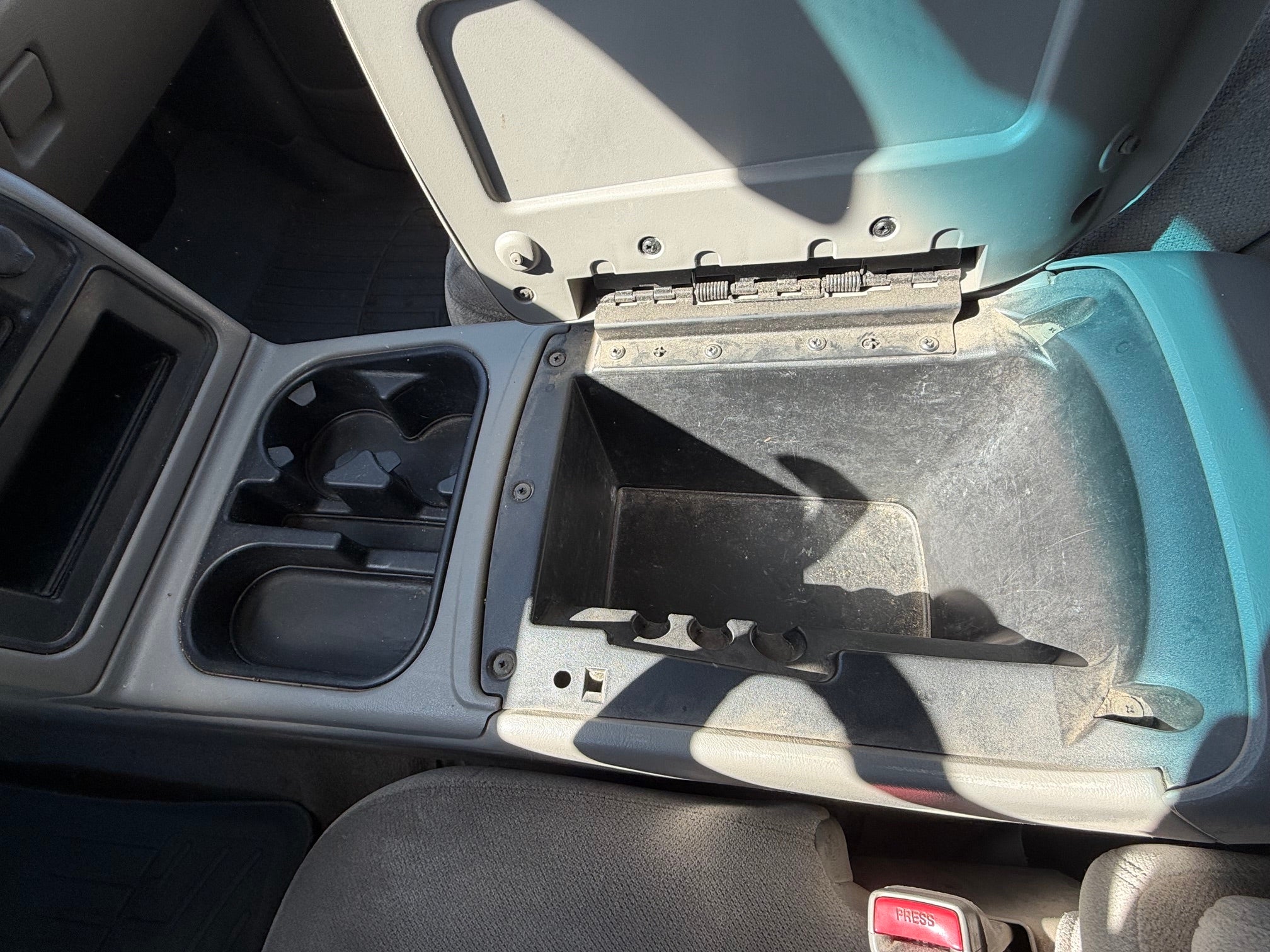 2005 GMC Yukon XL Base