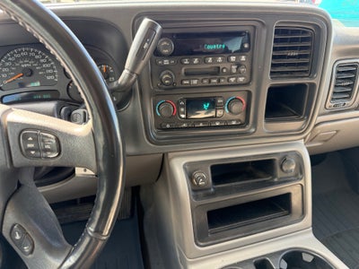 2005 GMC Yukon XL Base