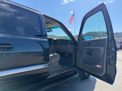 2005 GMC Yukon XL Base
