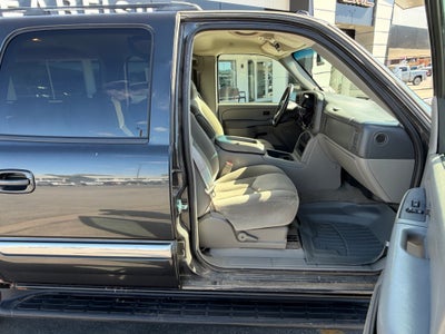 2005 GMC Yukon XL Base