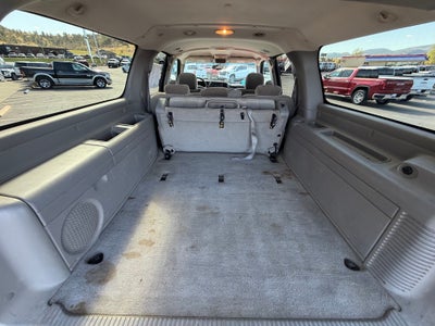 2005 GMC Yukon XL Base