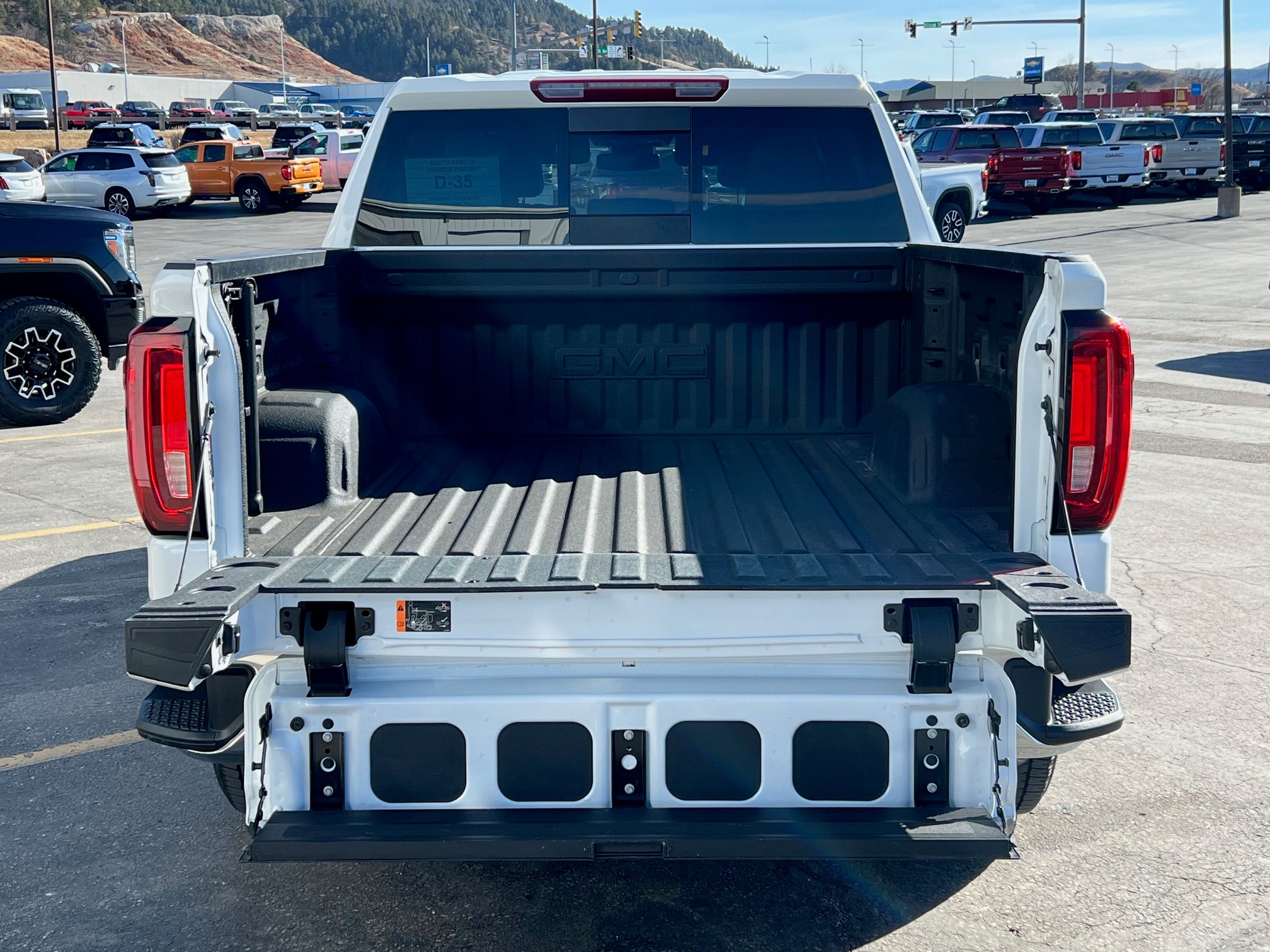 2025 GMC Sierra 1500 Base