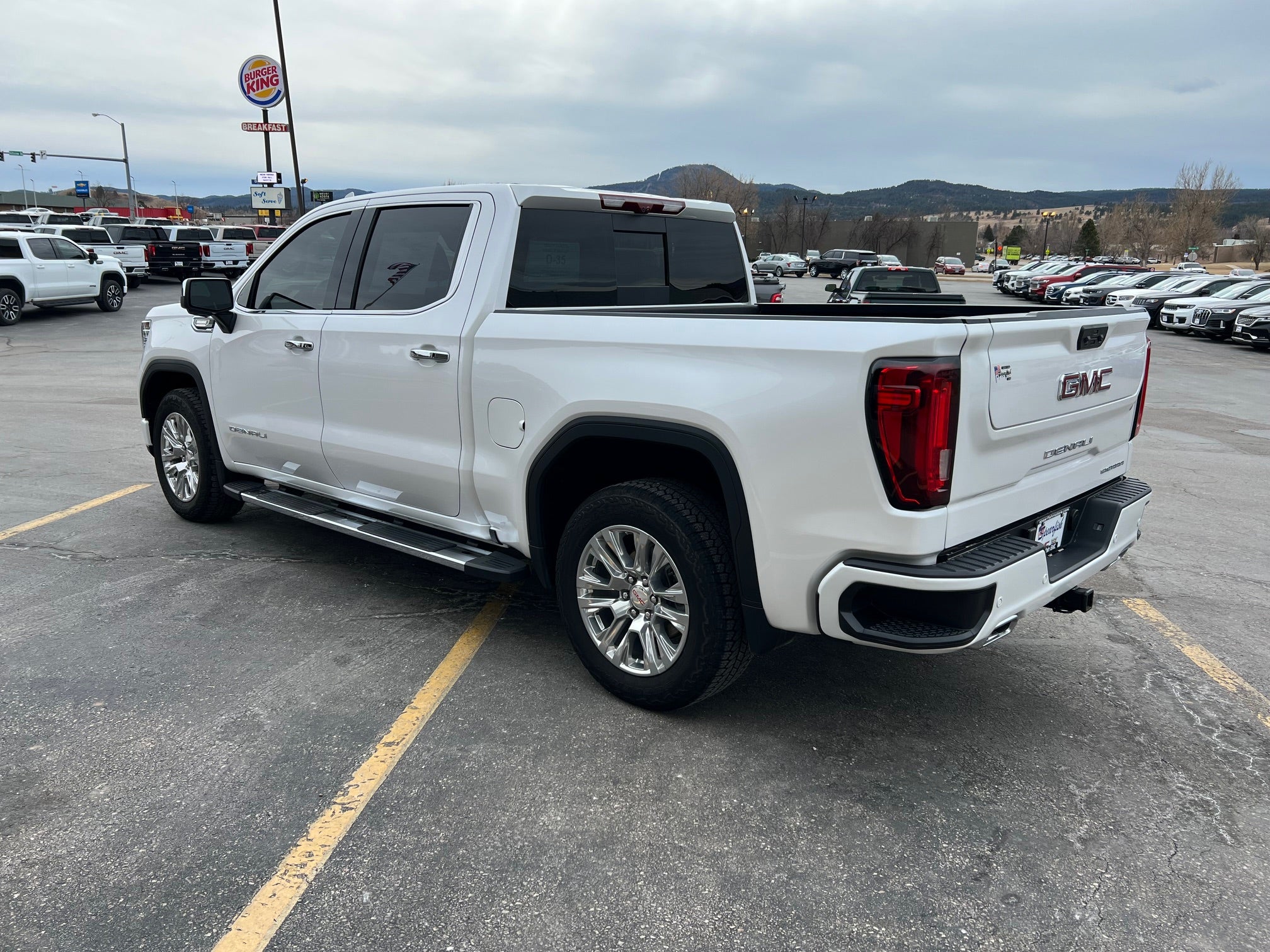 2023 GMC Sierra 1500 Base